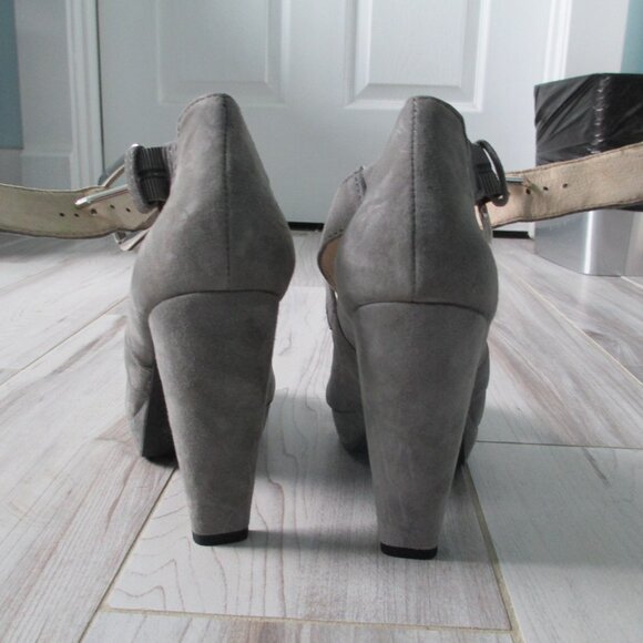 Michael Kors suede sandals - Picture 5 of 8